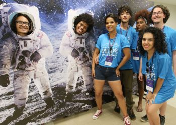 A Agência Espacial Americana (NASA) sedia, de hoje (18) a domingo (20), no Centro Universitário do Distrito Federal (UDF), o NASA Space Apps Challenge